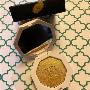 BRAND NEW Fenty Beauty Killawatt Highlighter